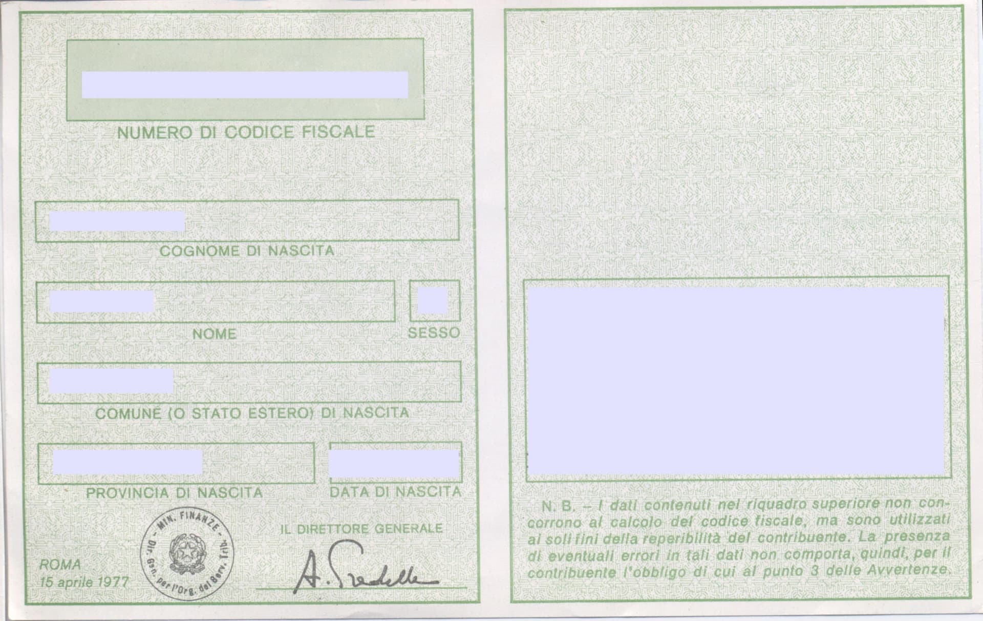 Carte de codice fiscale italien, document administratif nécessaire pour acheter en Italie
